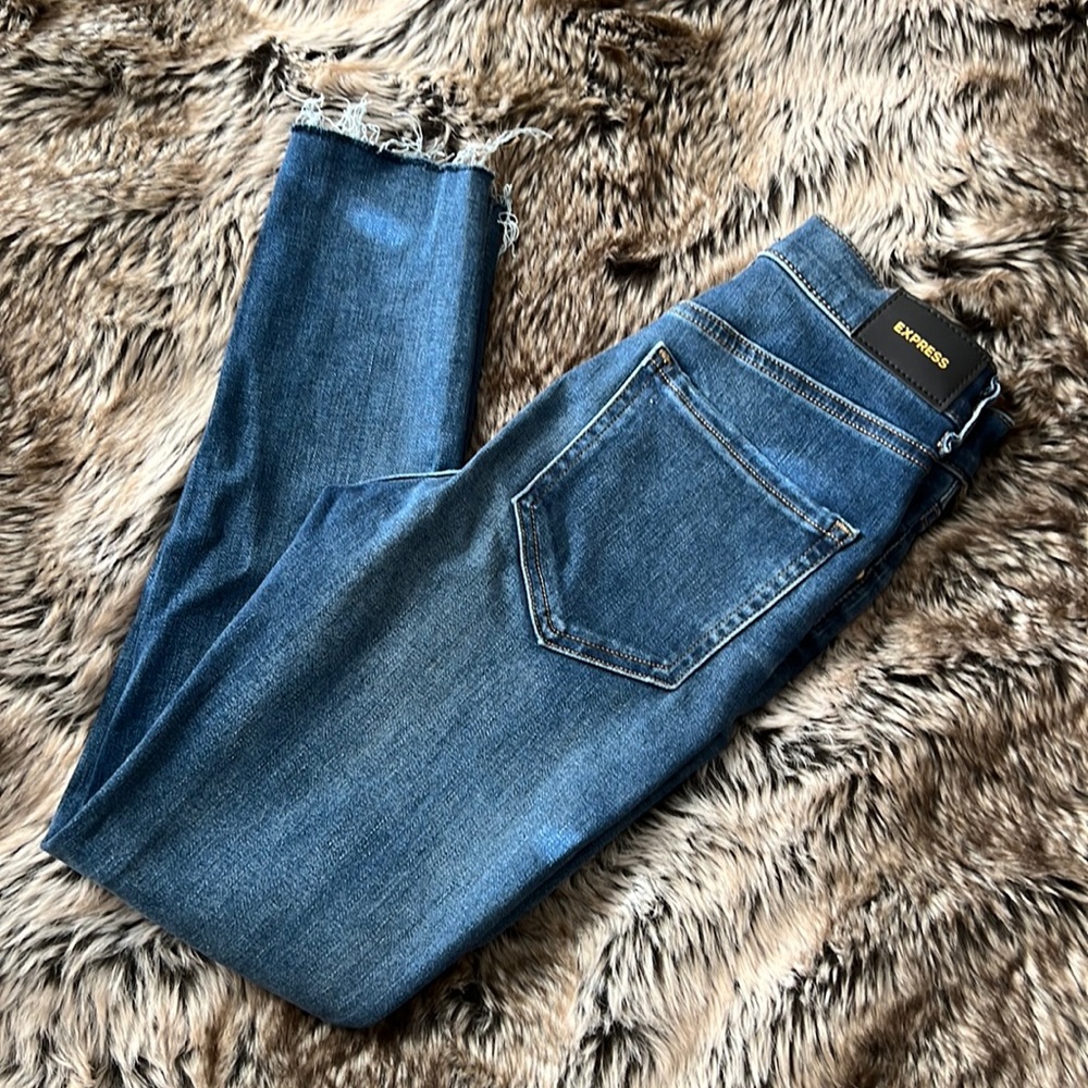 NWT Express Skinny Raw hem high rise jean
